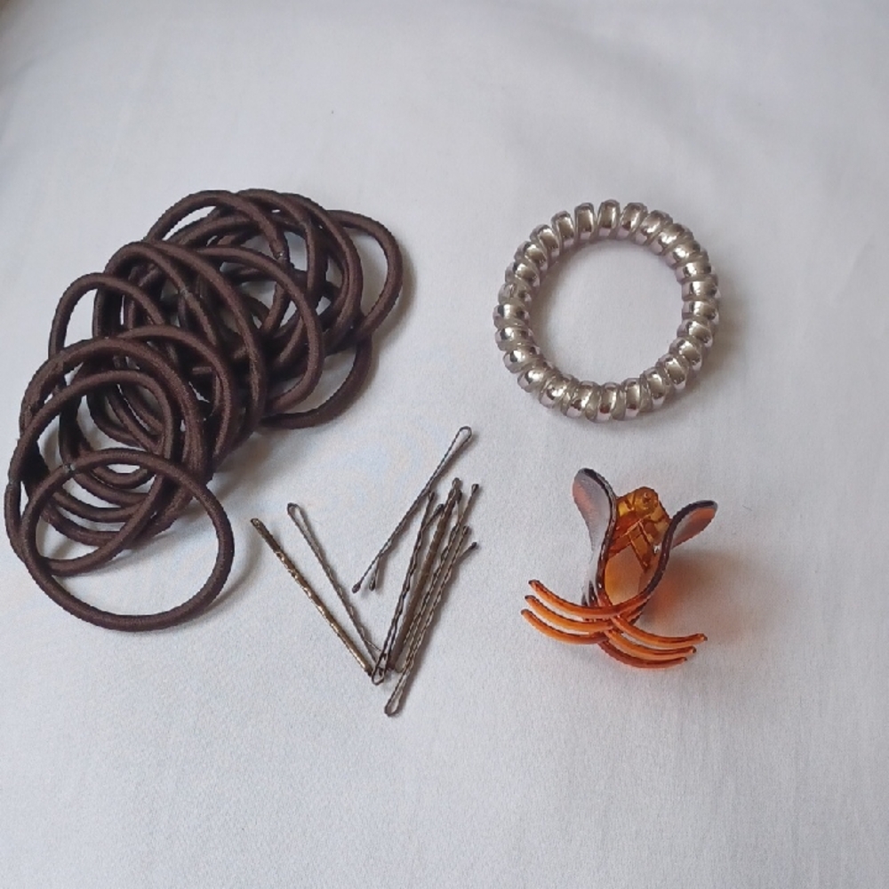 4/$30 Hair Accessories Set